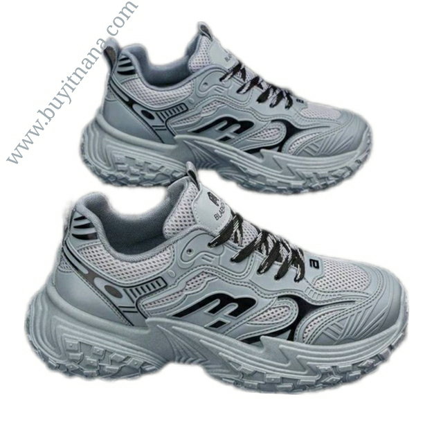New Breathable Mesh Men's Sneakers for 2024