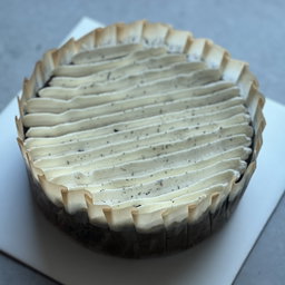 Earl Gray Basque Burnt Cheesecake | 伯爵茶巴斯克芝士蛋糕