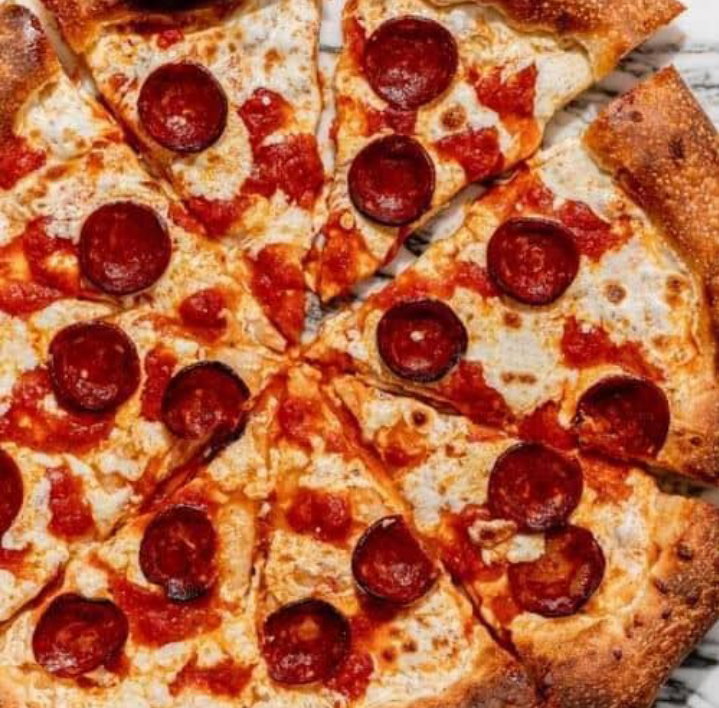 Pizza pepperoni 