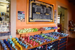 Eswatini: Cultural Tour with Glassblowing and Candle Making