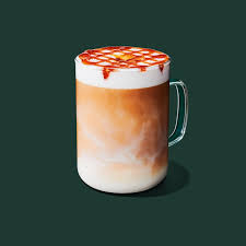 Hot Coffess, Apple Crisp Oatmilk Macchiato