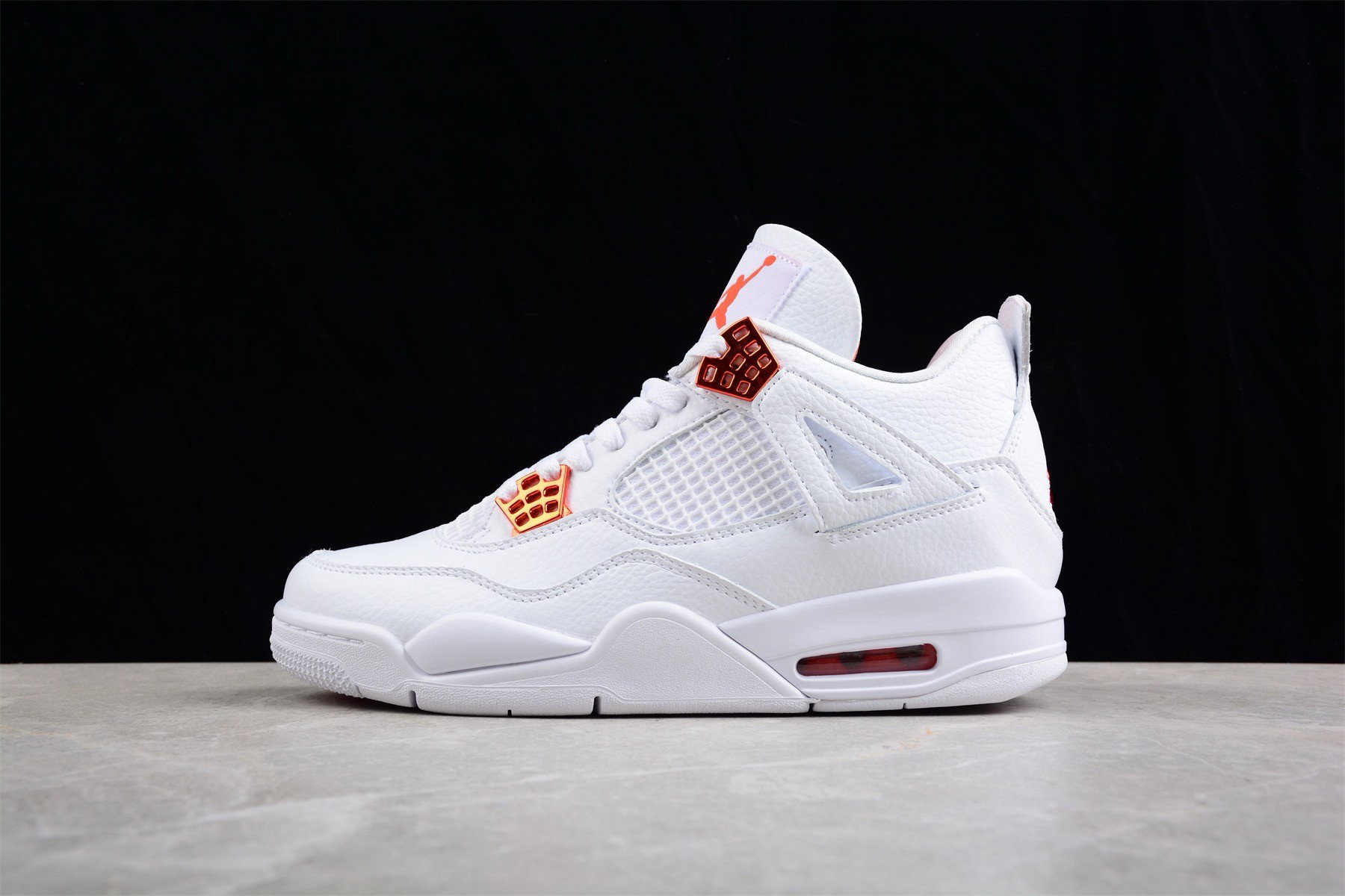 Jordan 4 metallic red_0