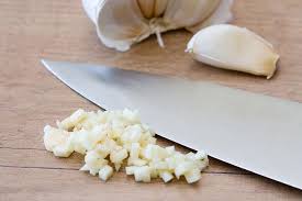 Bawang Putih Chop