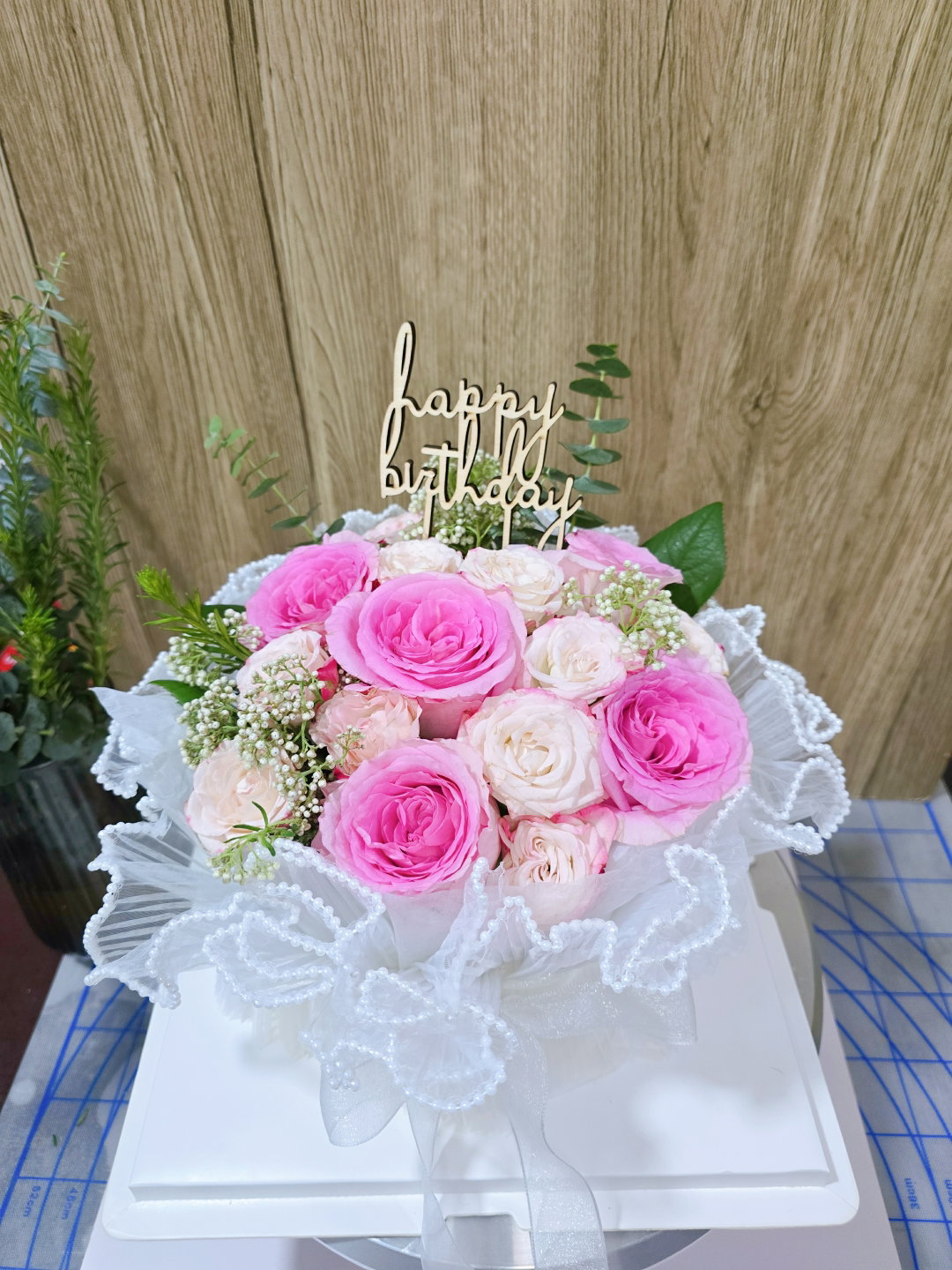 Fresh flower cake