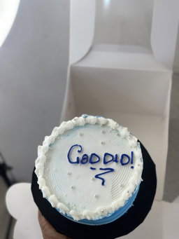 6 inches 1 Layer Buttercream Cake