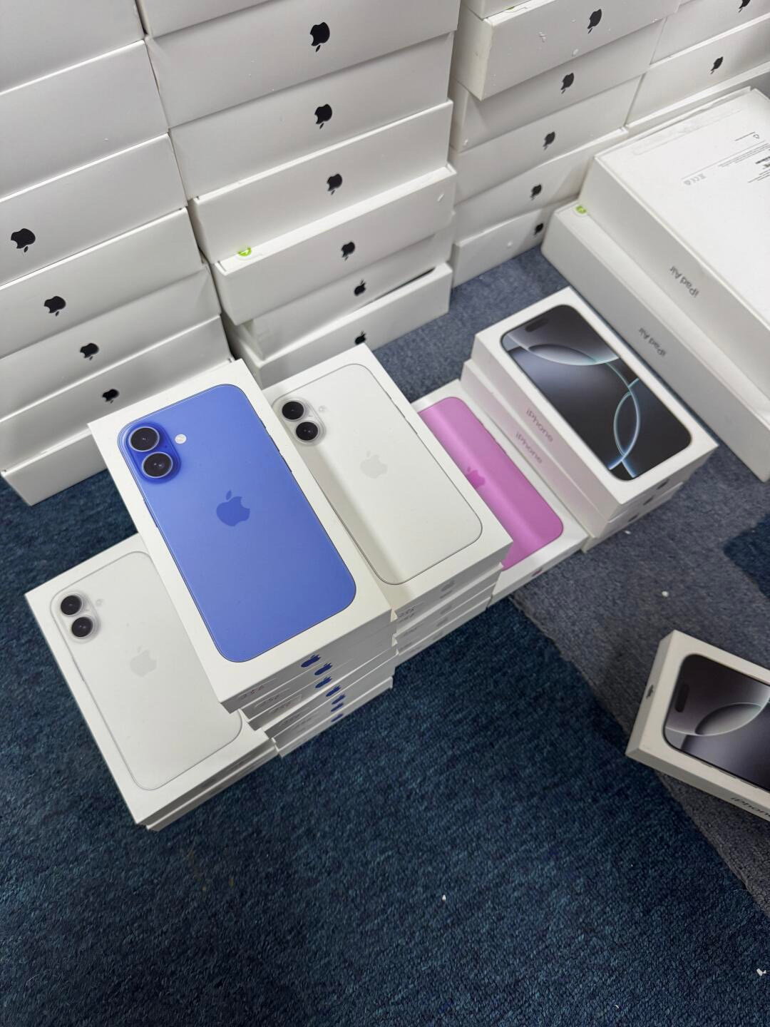 iPhone 16_1
