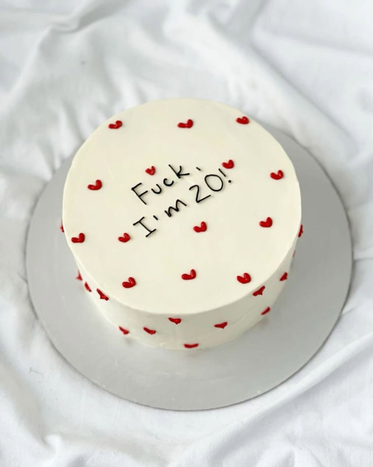 9 inches  2 Layers Whipped cream Cake    _1