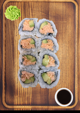  Grilled Spicy Salmon & Avocado