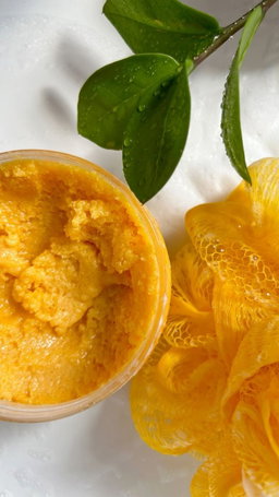 Vanilla Brightening Salt Scrub 250 ml 
