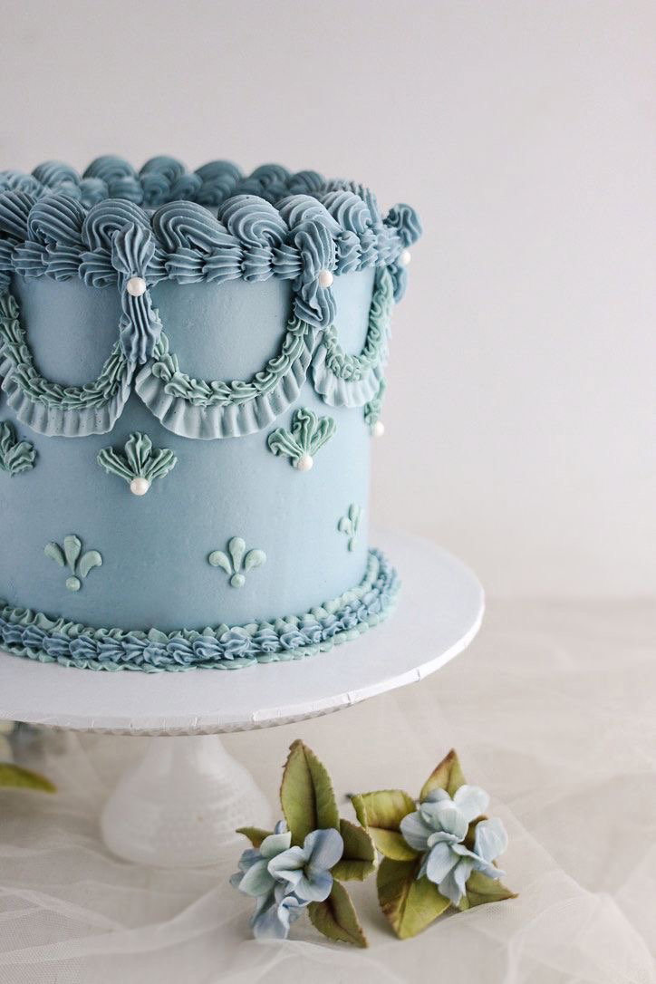 10 inches  3 Layers Whipped cream Cake    _1
