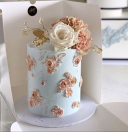 6 inches  3 Layers Whipped cream Cake     