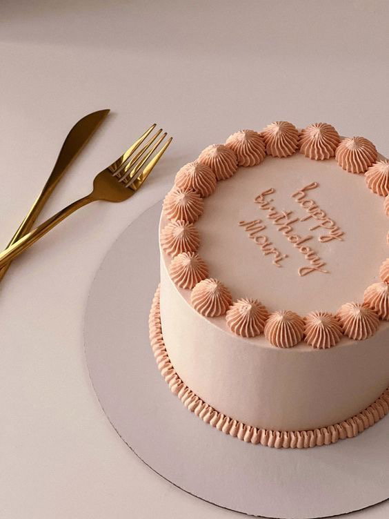 8 inches  3 Layers Whipped cream Cake      _1