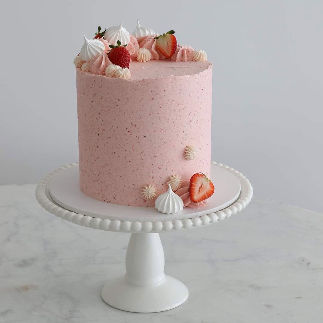 8 inches  3 Layers Whipped cream Cake      _0