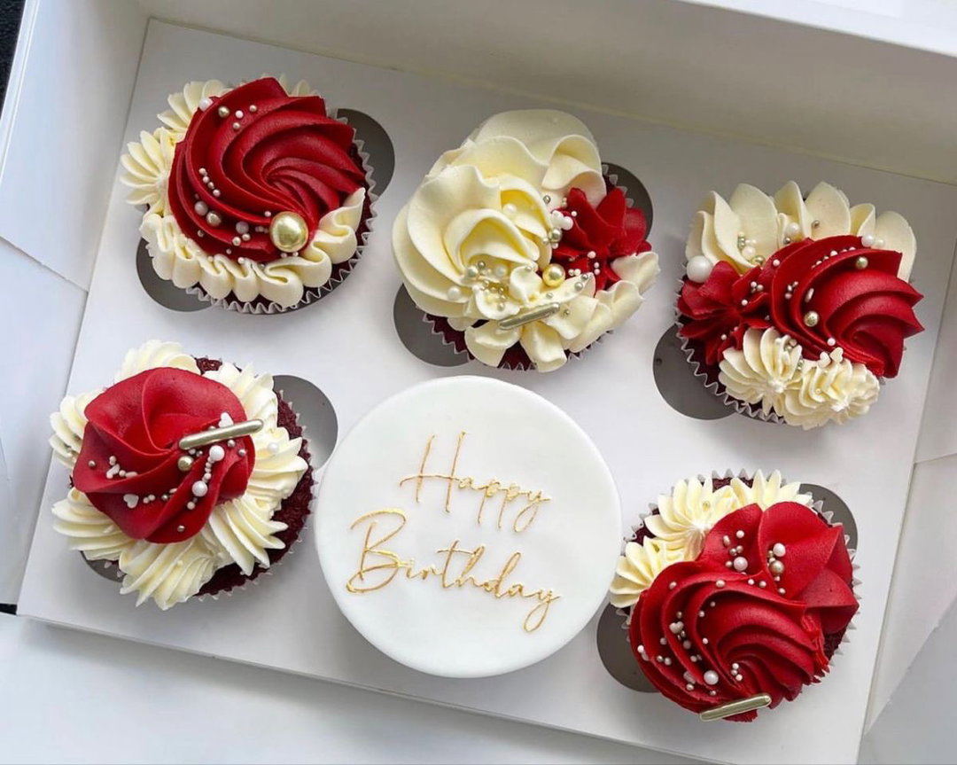 Whipped cream Cupcakes 