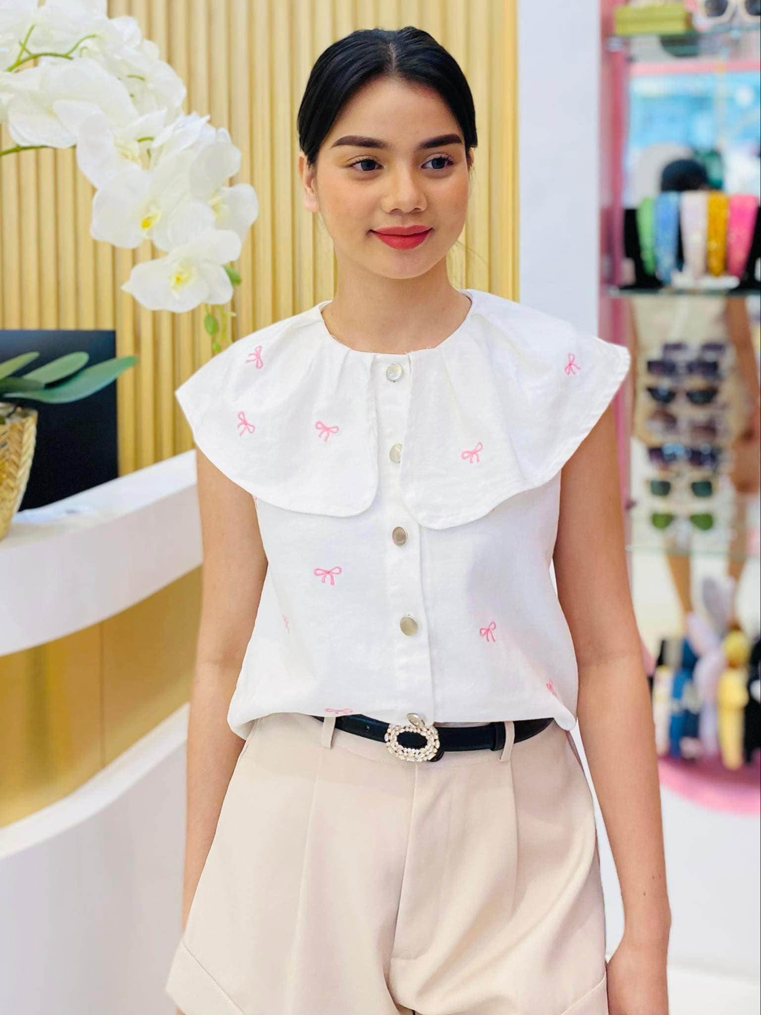 CUTE BLOUSE _1