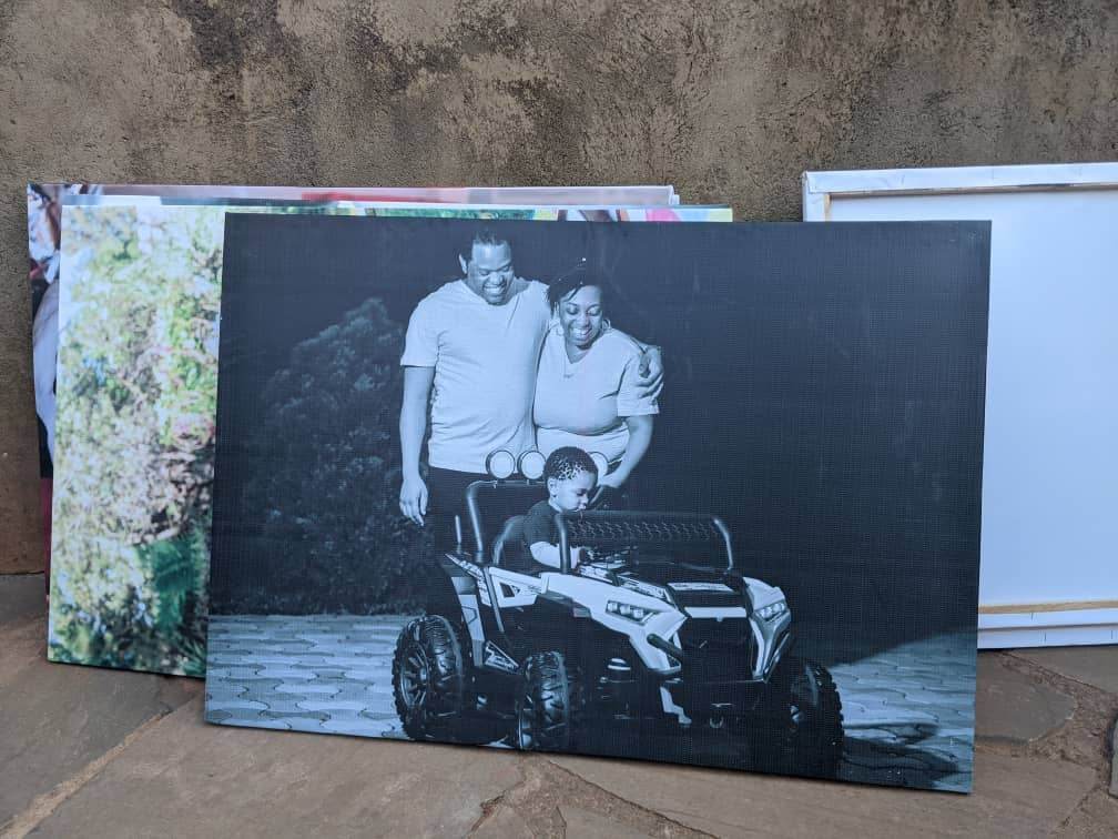 Canvases and portraits _1