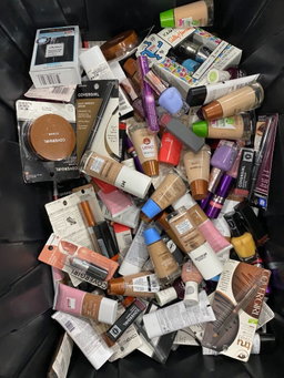 Covergirl Shelf Pulls Unmanifested Case Packs