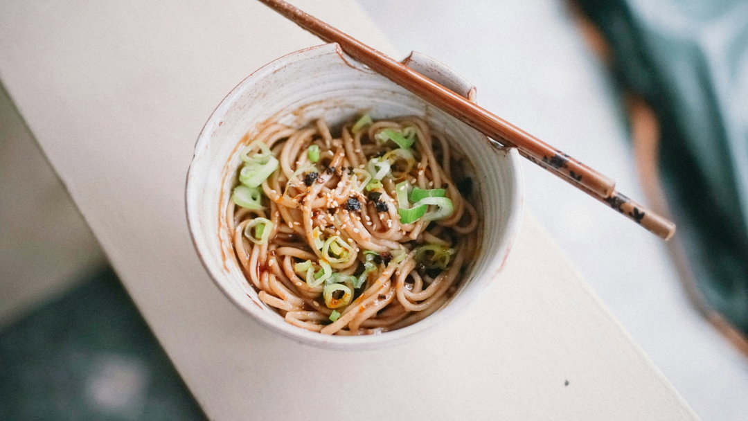 Linguini with leek and coconut sauce // Linguini mit Lauch und Kokosnusssauce