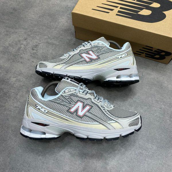 New balance 740