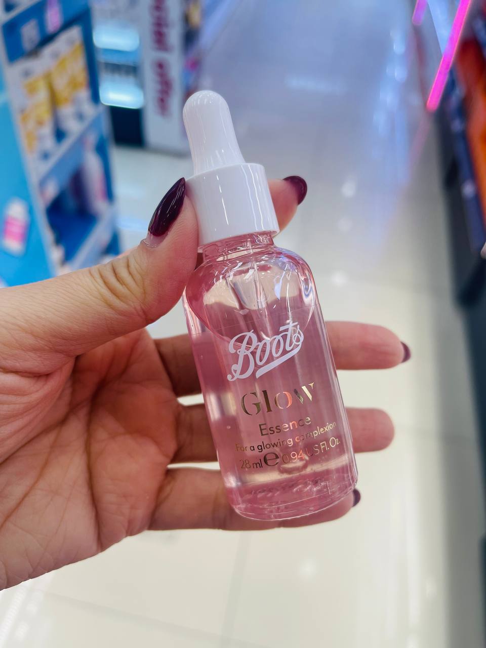 Boots Glowy Essence Serum