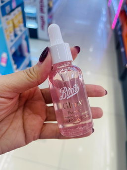 Boots Glowy Essence Serum