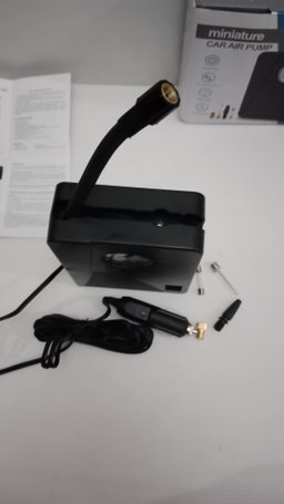 pum tayar  mini elektrik 12volt 96 watt untuk kereta motor  basikal dan bola