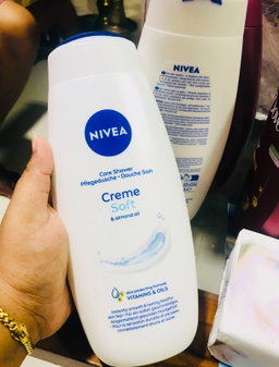 Nivea shampoo 