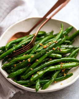 Stir-fried Garlic Green bean ผัดถั่วจีนกระเทียม 