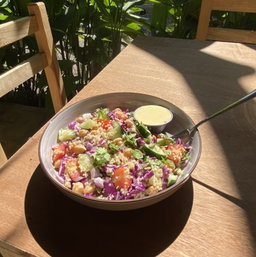 Salad bowls 