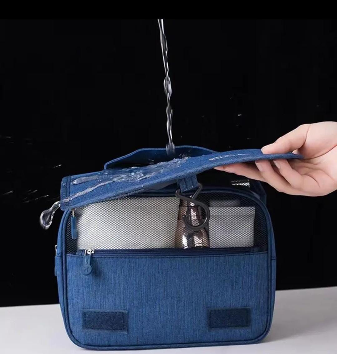 Portable cosmetic makeup toiletry bags with hooks_6
