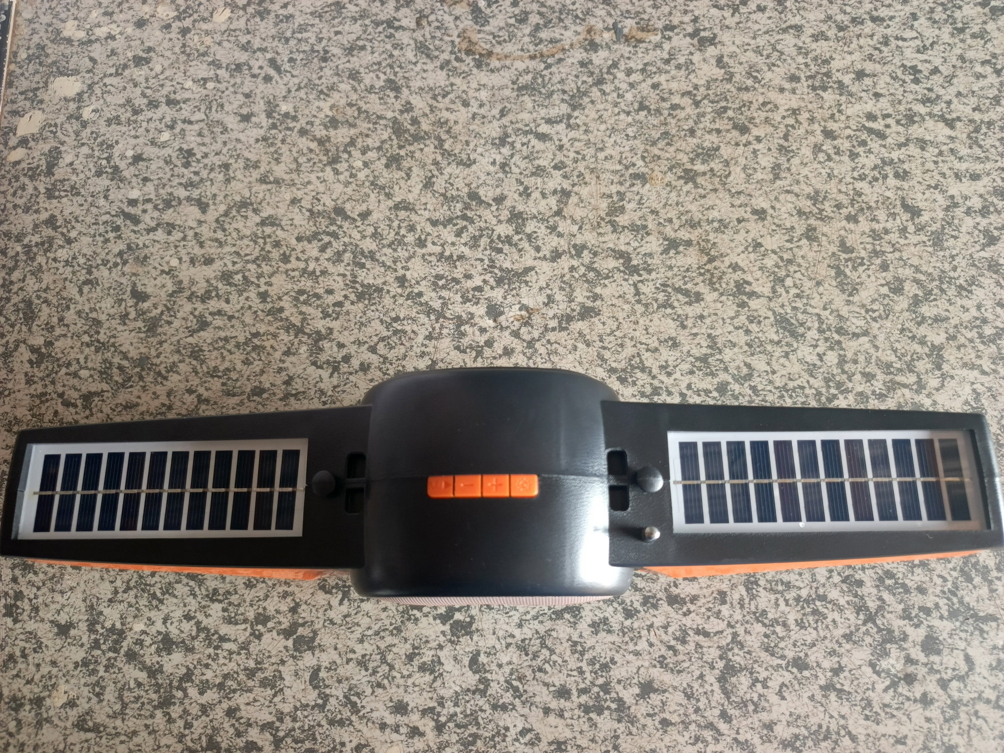 Sundar Bluetooth speaker _4