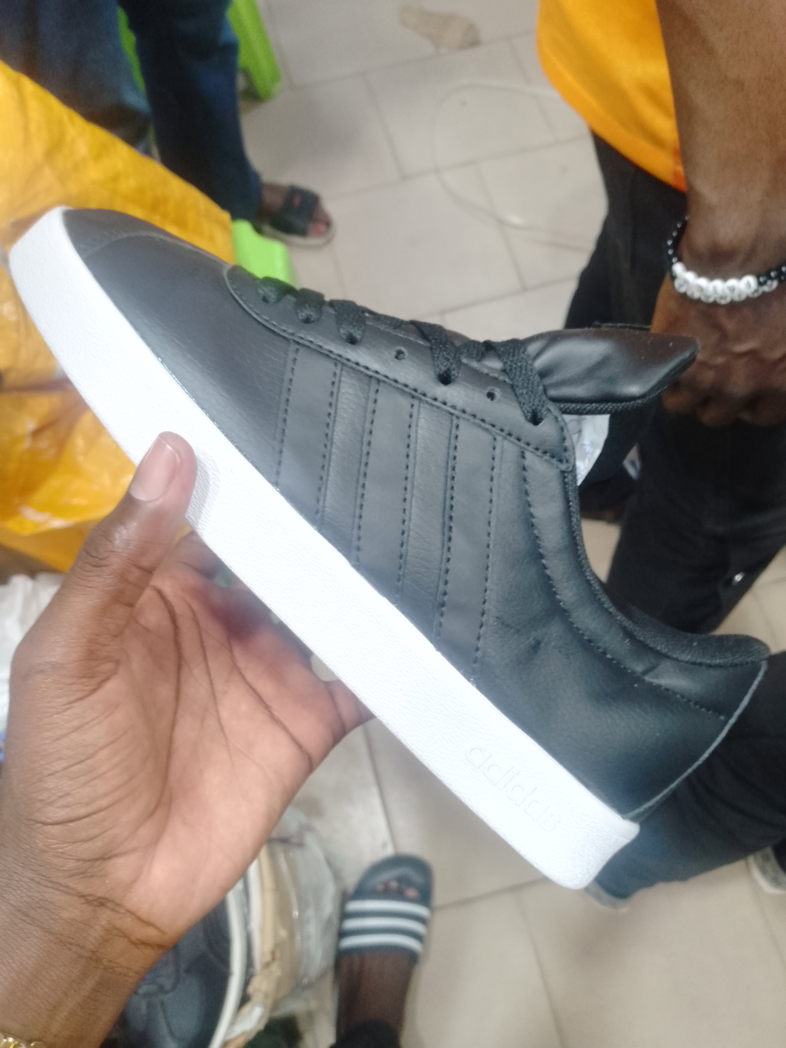 Adidas & et autres _48