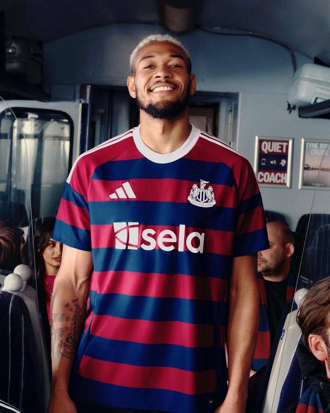 Maillot Newcastle extérieur 24/25_2