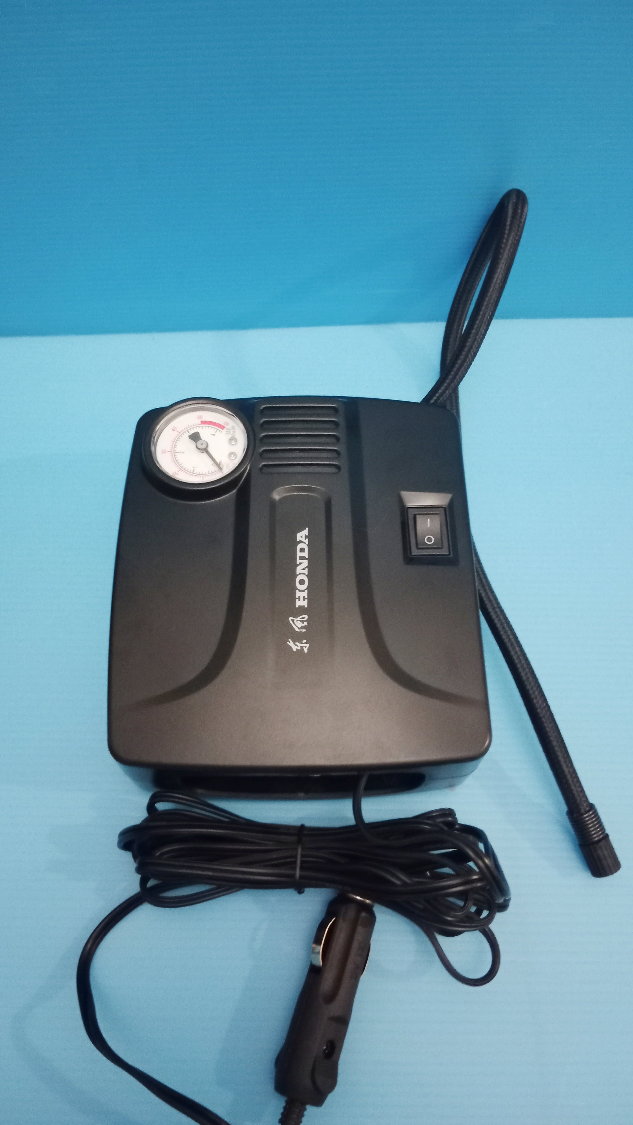 mini portable air pump for universal tire inflator_1
