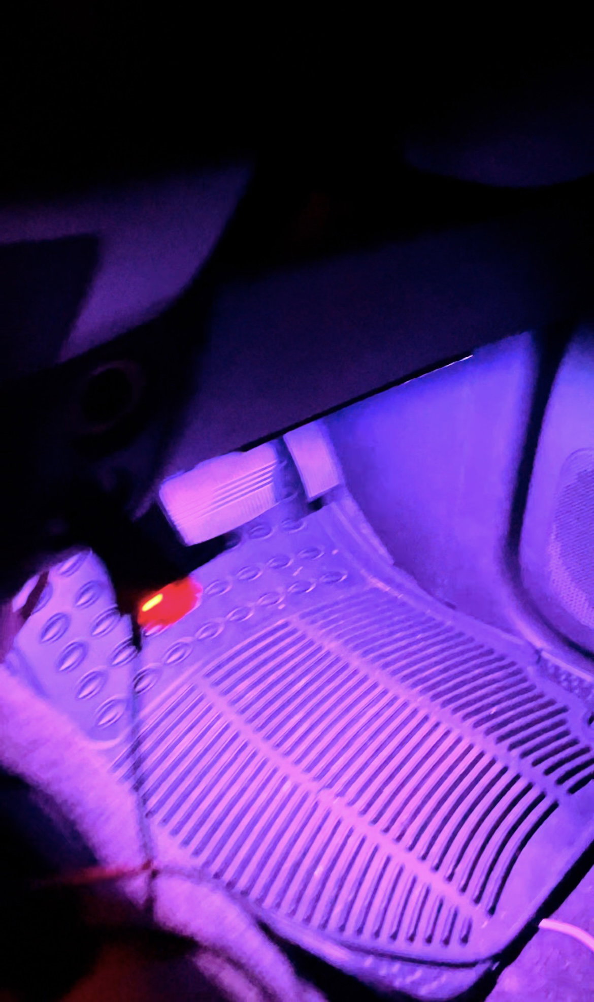 SALEEEE LED STRIP LIGHTS 4 strips (vehicle )_3