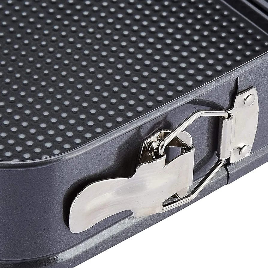 High quality nonstick 3pcs cake mould/baking tins _4