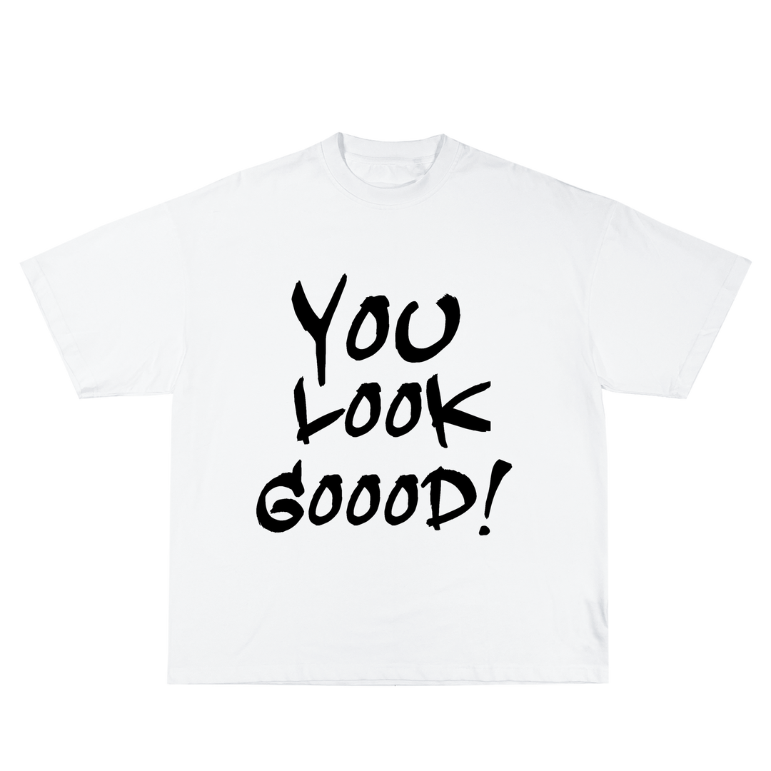 Look goood! White oversized tee 