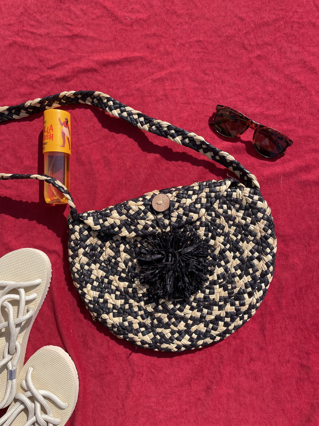 Raphia shoulder bag