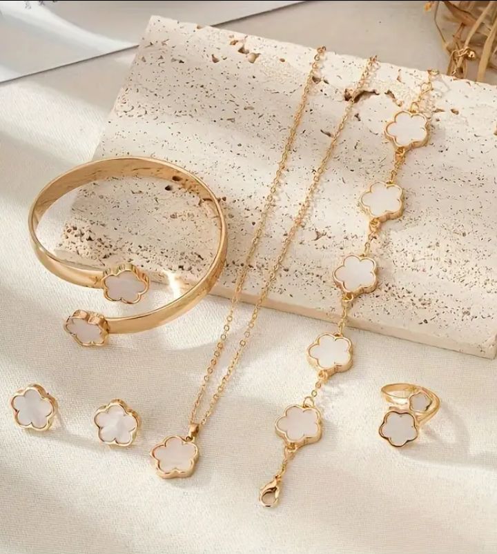 5pc Stunning Jewelry Set✨_3