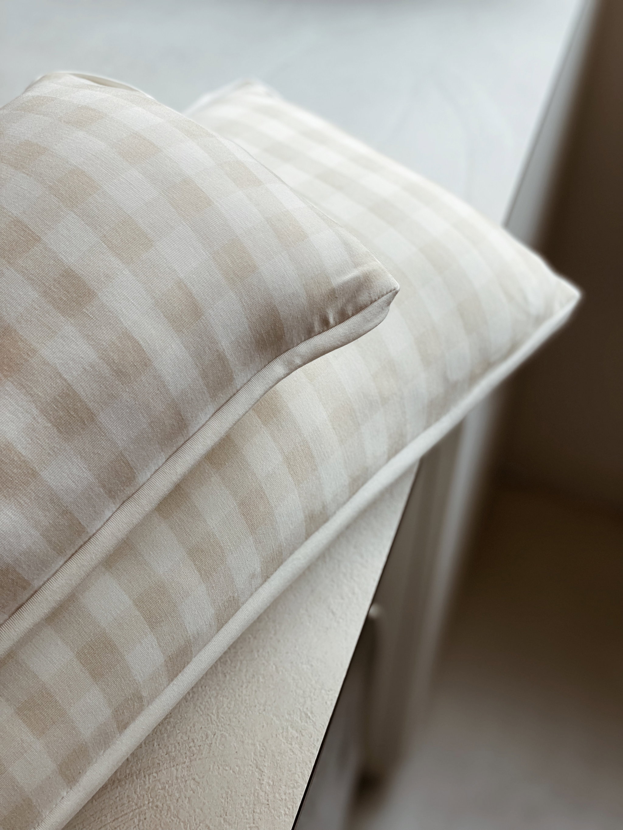 Beige Gingham Pillowcase_1