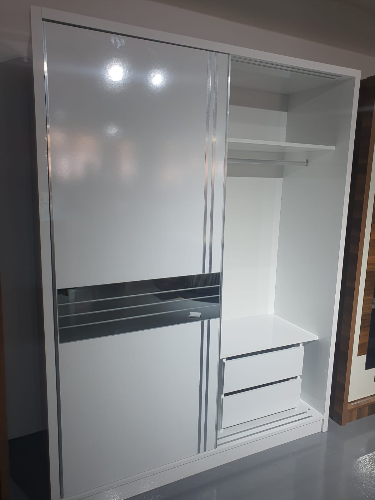 ARMOIRE SLIDEWIHITEH220_1