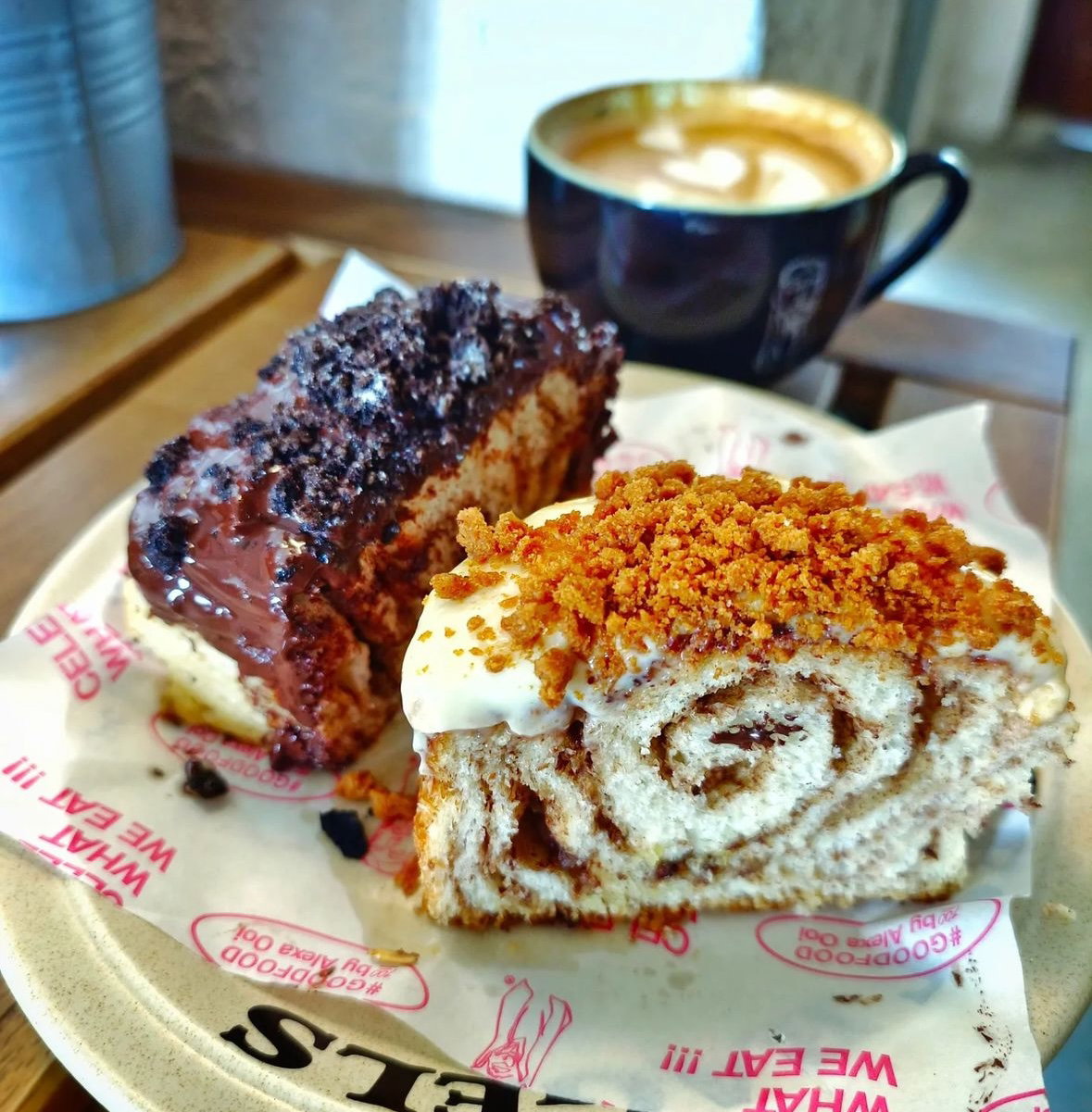 Cinnamon Rolls Set C _3