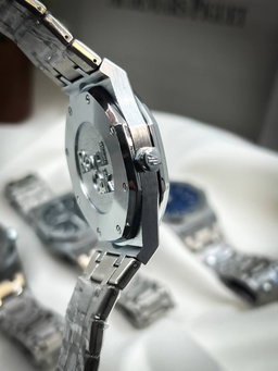 ساعة Audemars Piguet