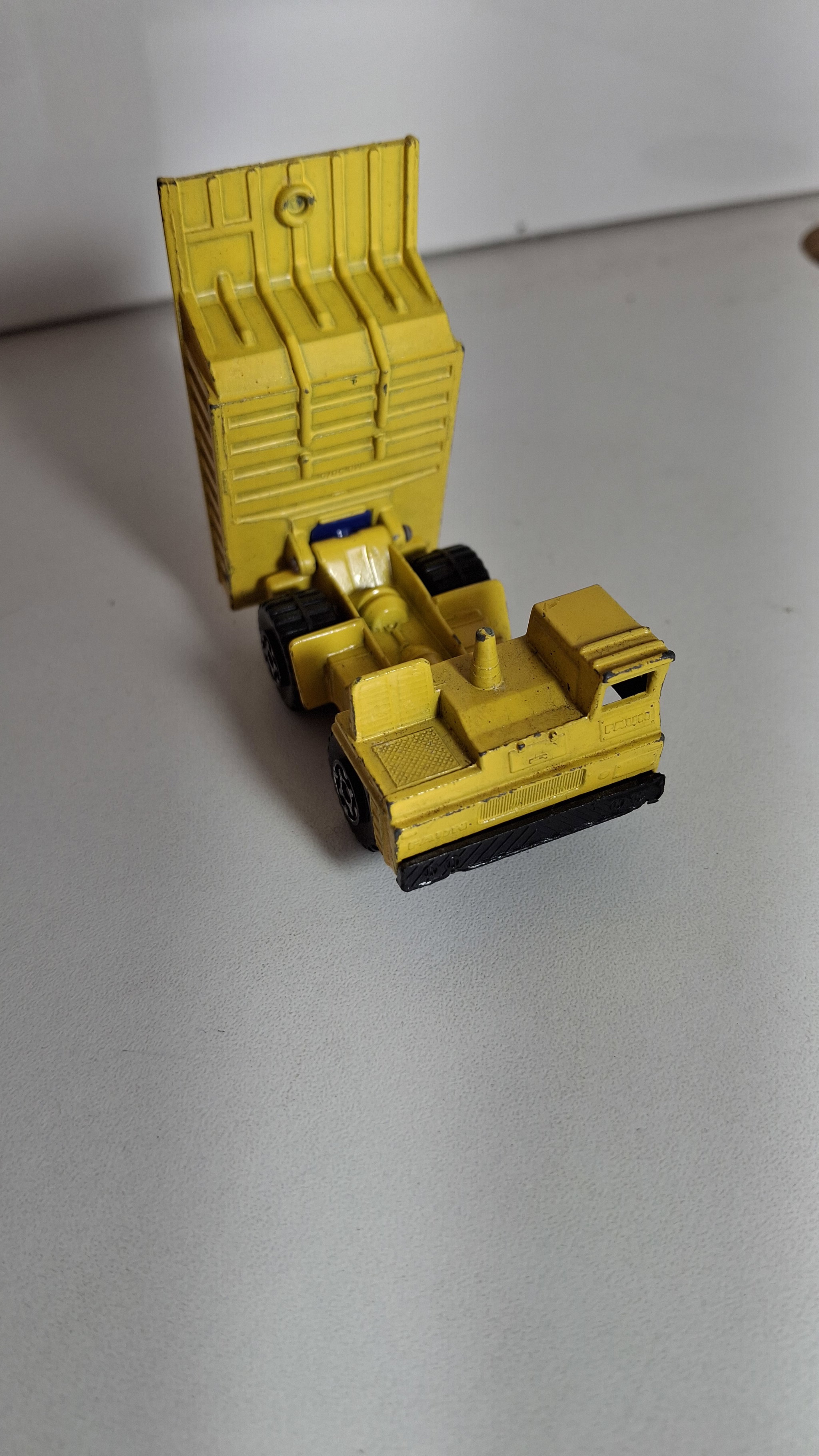 Matchbox Faun Dump Truck_3