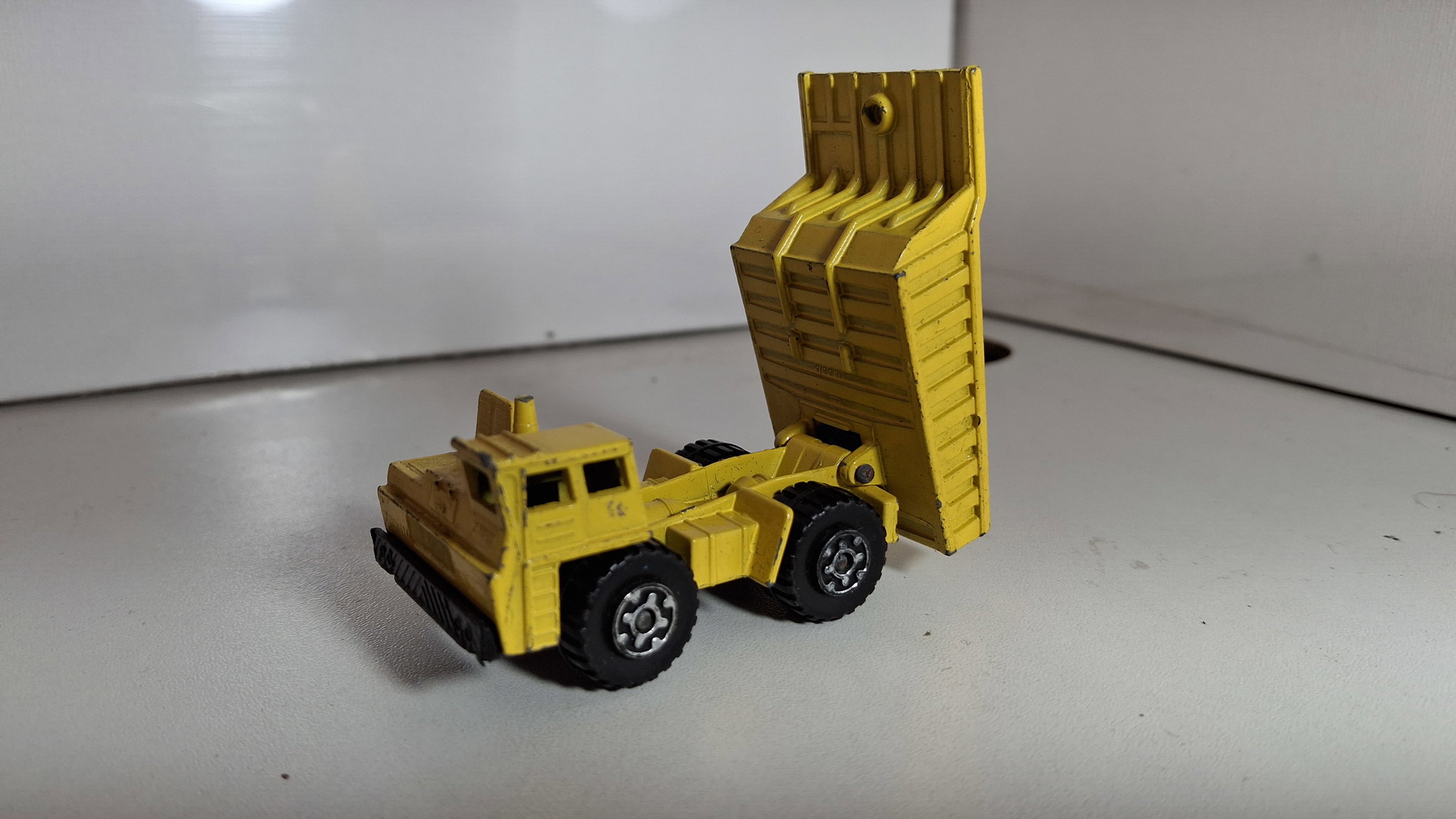 Matchbox Faun Dump Truck_4