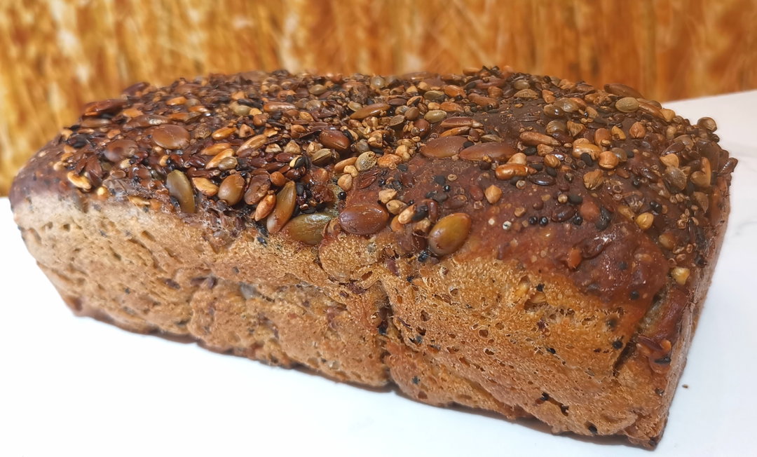 Norwegian bread multi seeds & 3 flours Rye+Spelt+Stone mill T80 650gr