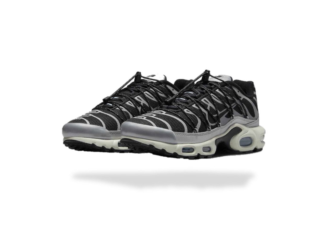 NIKE AIR MAX PLUS TN   UTILITY BLACK GREY 