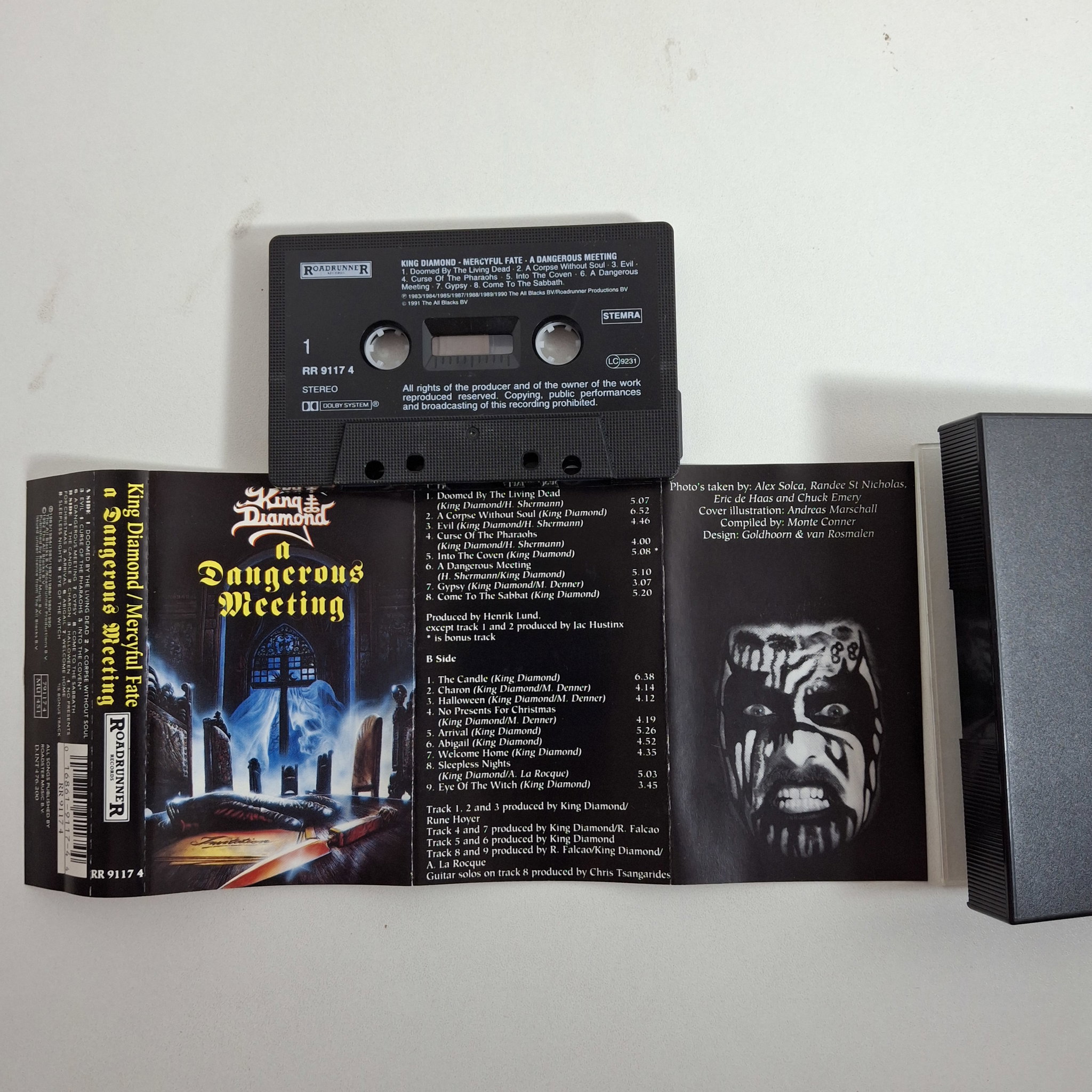 Fita Cassete King Diamond & Mercyful Fate - A Dangerous meeting_3