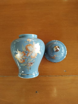 Vaso em Porcelana Japonesa 