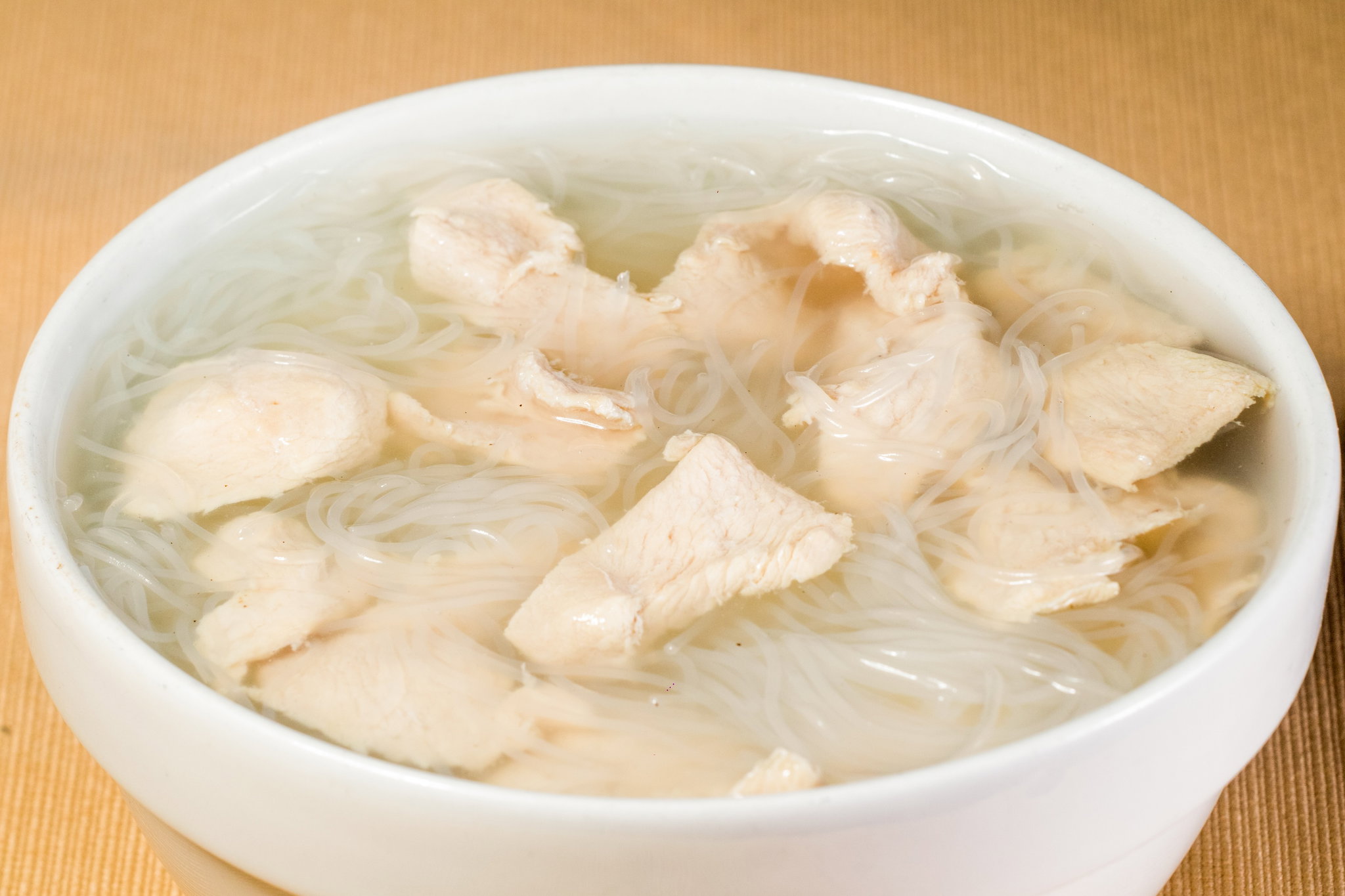 Caldo de Pollo con Fansi_0